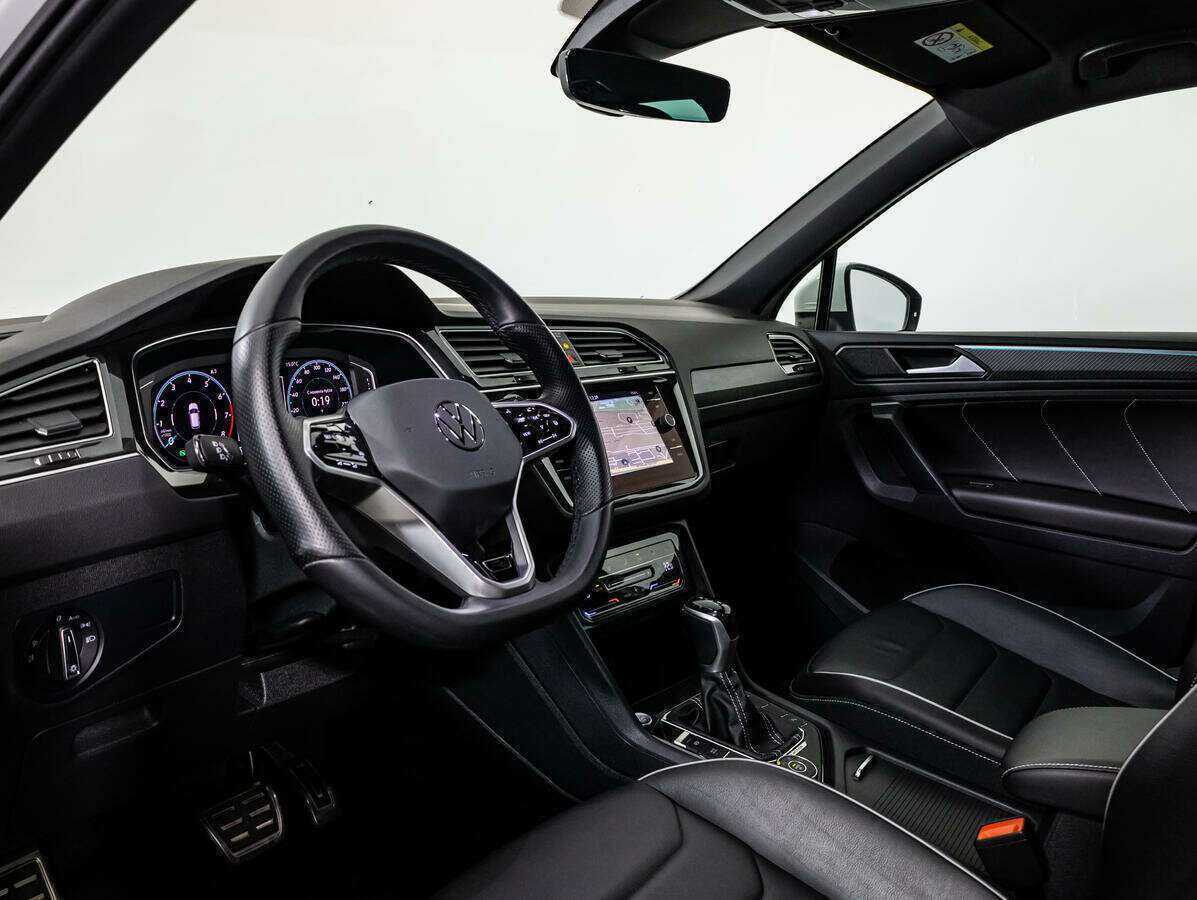 Купить Volkswagen Tiguan с пробегом. Фото: #8