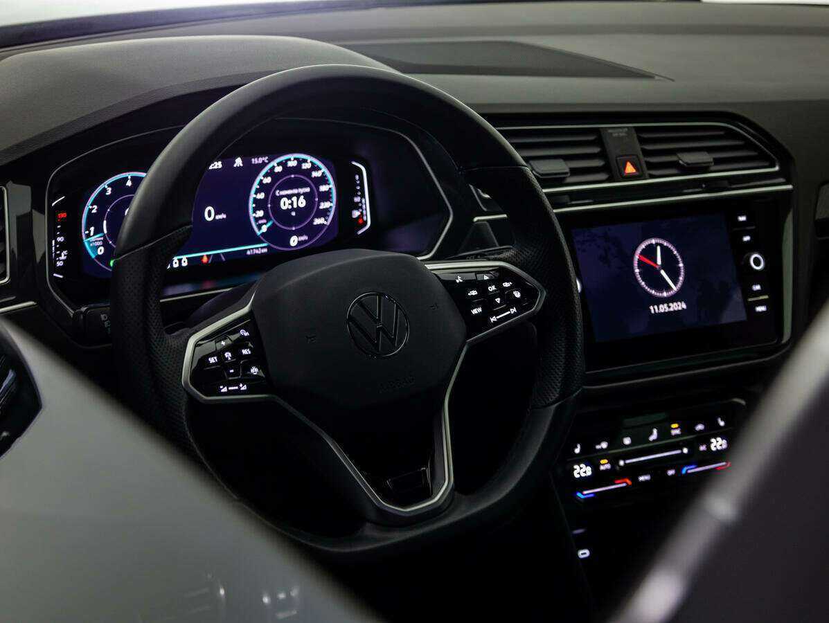 Купить Volkswagen Tiguan с пробегом. Фото: #23