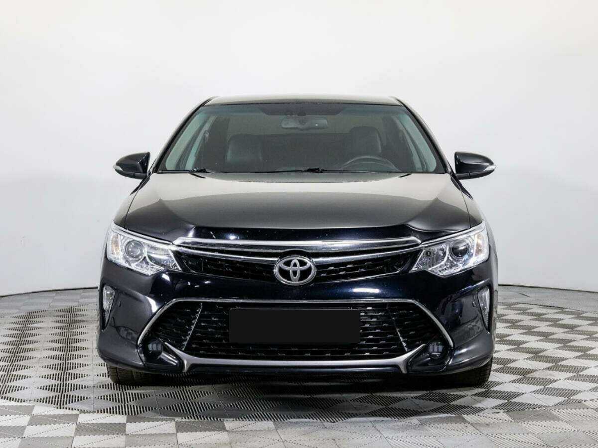 Купить Toyota Camry с пробегом. Фото: #1