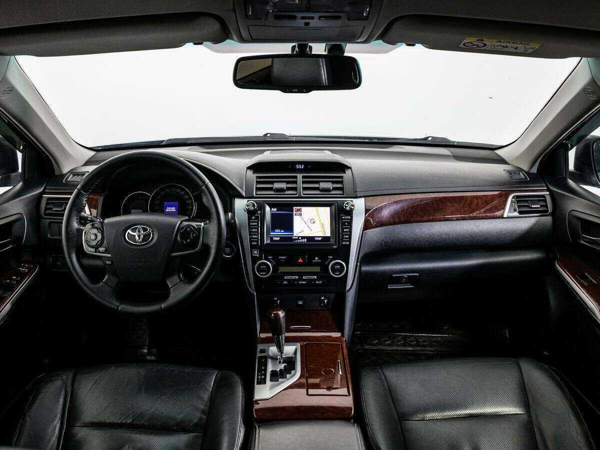 Купить Toyota Camry с пробегом. Фото: #12