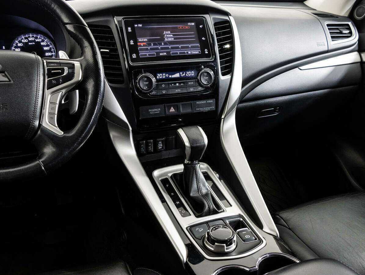 Купить Mitsubishi Pajero Sport с пробегом. Фото: #9