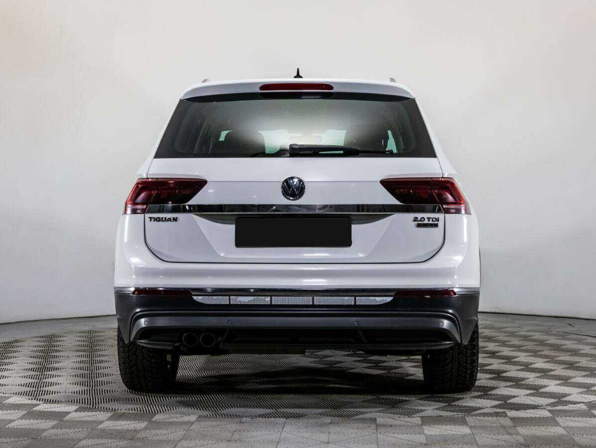 Купить Volkswagen Tiguan с пробегом. Фото: #4