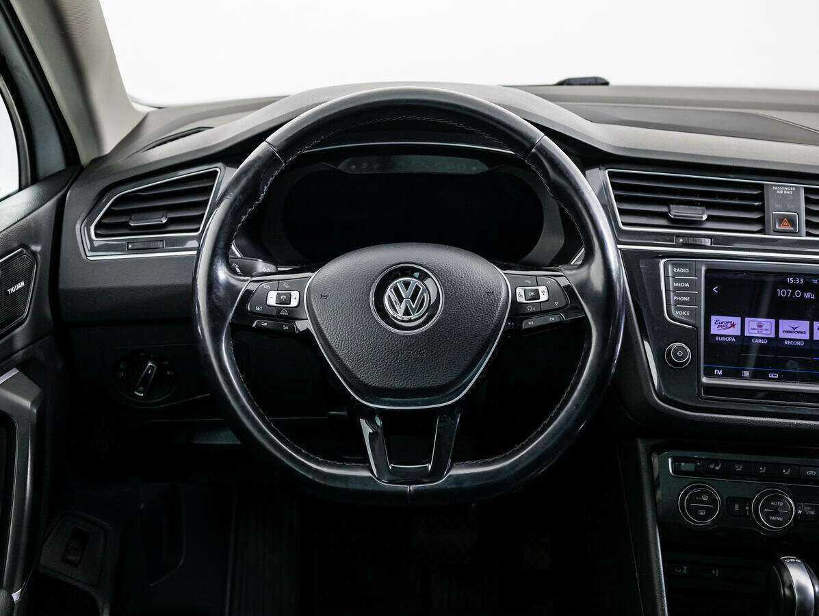 Купить Volkswagen Tiguan с пробегом. Фото: #12