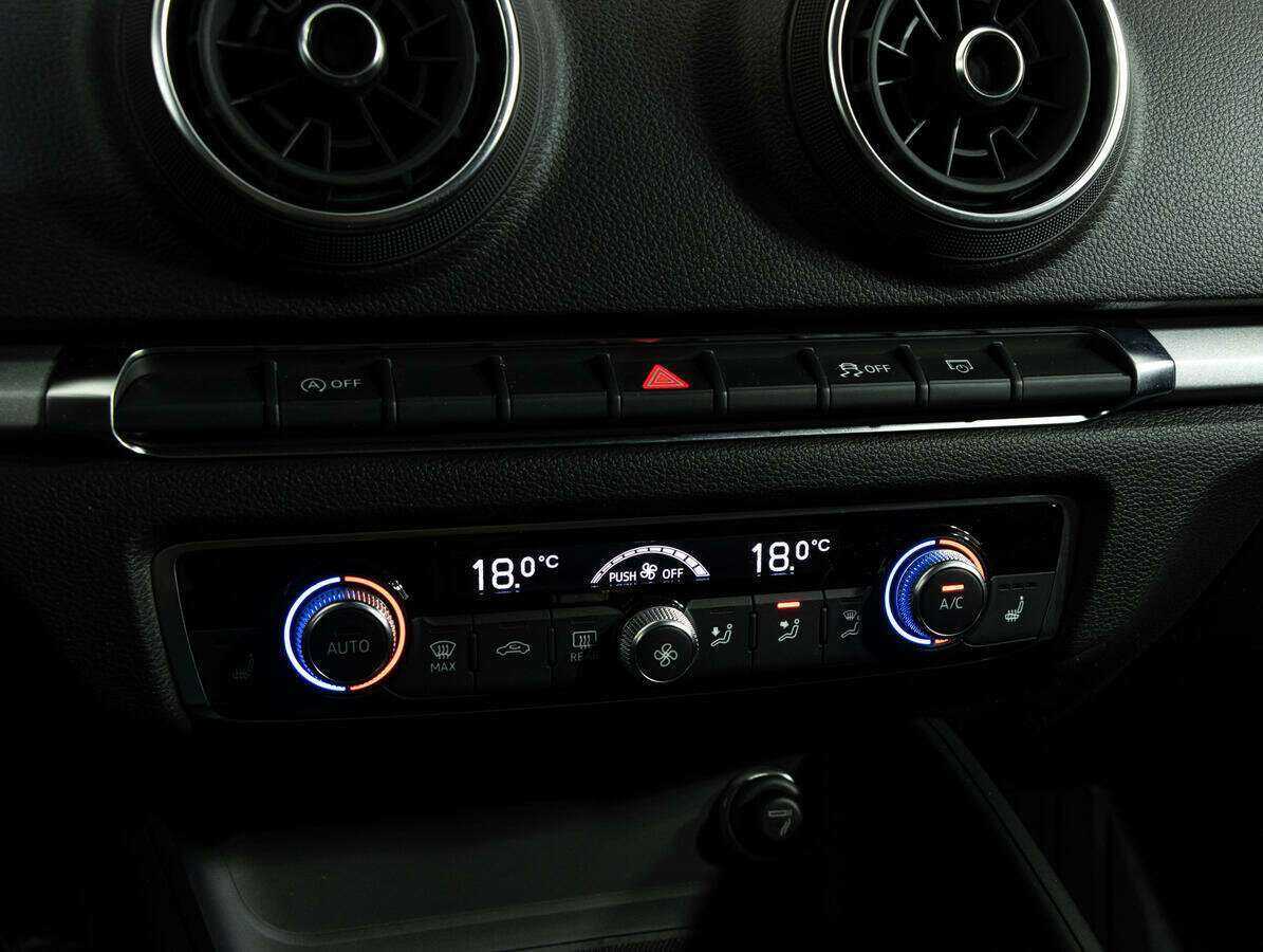 Купить Audi A3 с пробегом. Фото: #16