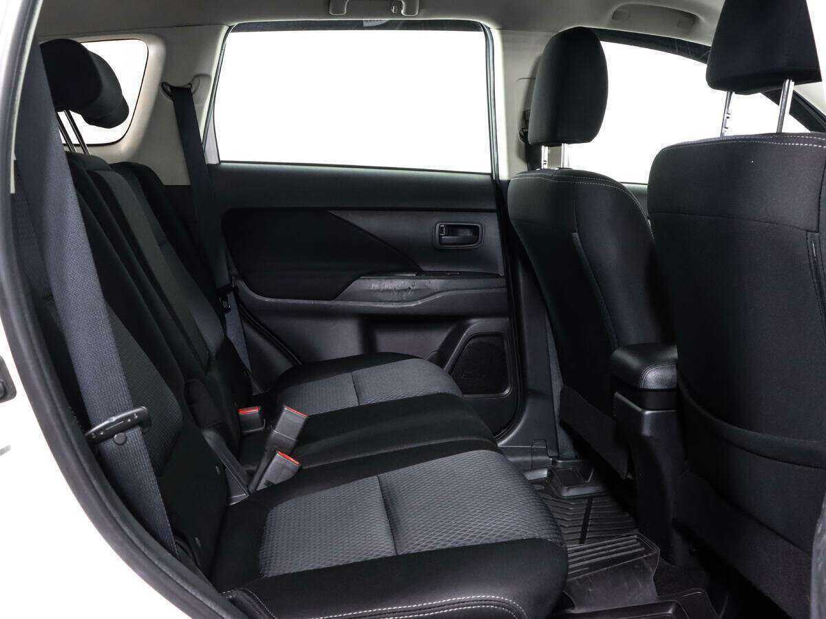 Продажа Б/У Митсубиши Оутлэндер. Фото: #12