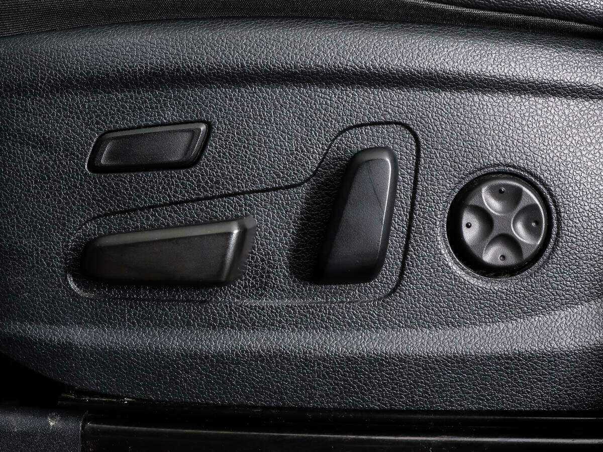 Купить Hyundai Santa Fe с пробегом. Фото: #21