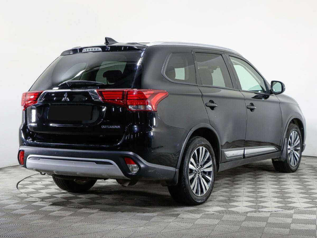 Купить Mitsubishi Outlander с пробегом. Фото: #4