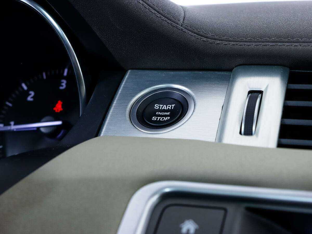 Купить Land Rover Range Rover Evoque с пробегом. Фото: #16