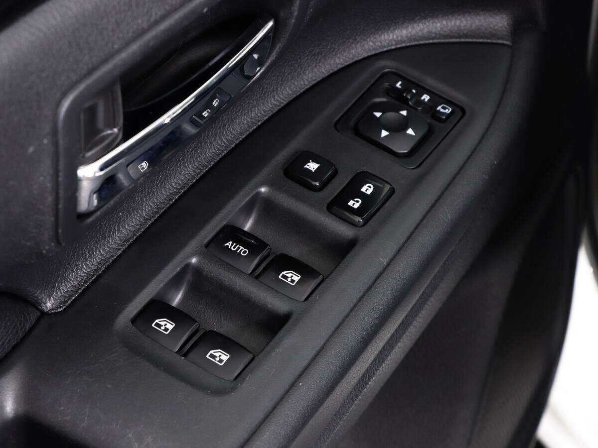 Продажа Б/У Митсубиши Оутлэндер. Фото: #9