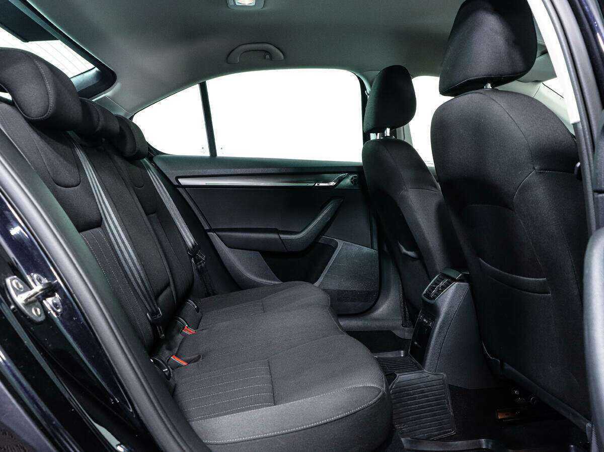 Купить Skoda Octavia с пробегом. Фото: #16