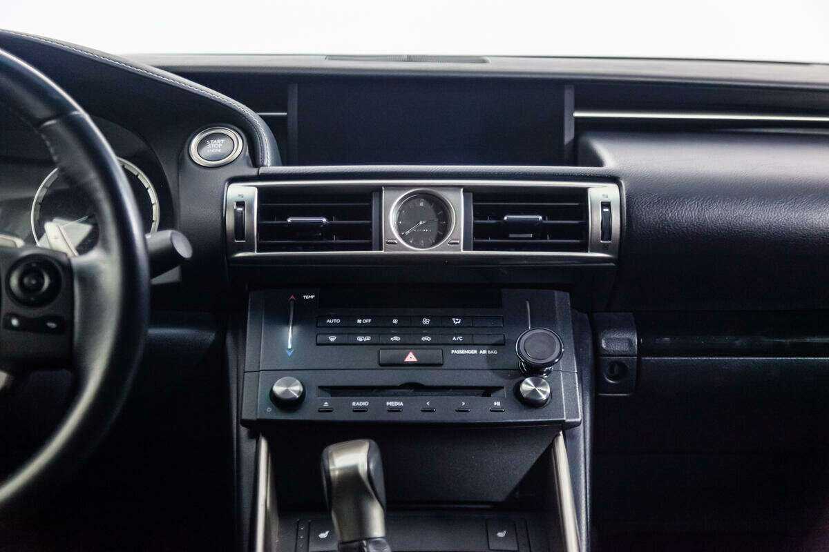 Купить Lexus IS с пробегом. Фото: #15