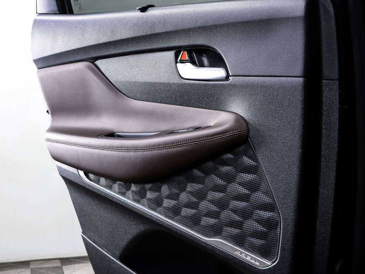 Купить Hyundai Santa Fe с пробегом. Фото: #9