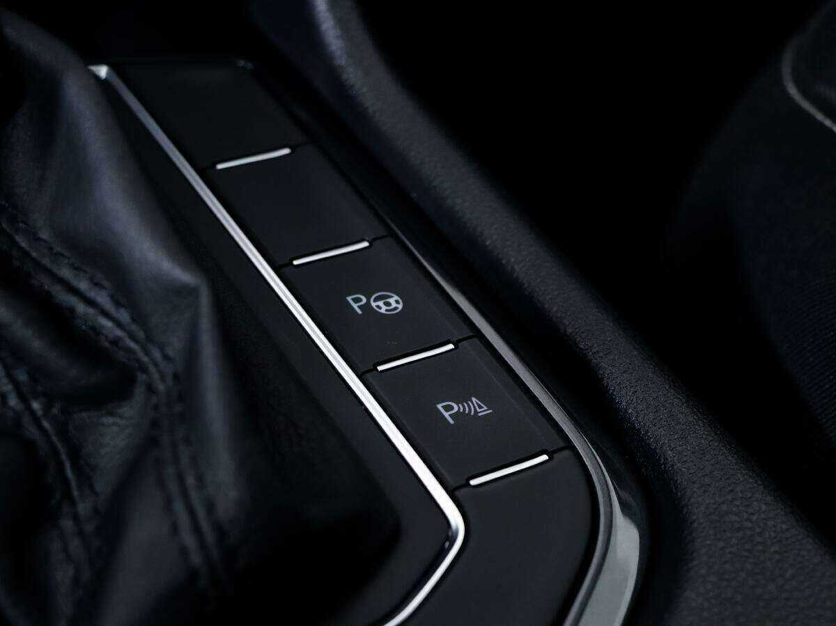 Купить Volkswagen Tiguan с пробегом. Фото: #12