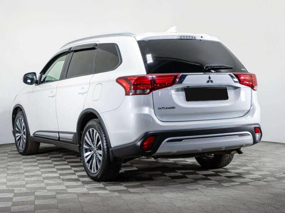 Купить Mitsubishi Outlander с пробегом. Фото: #6