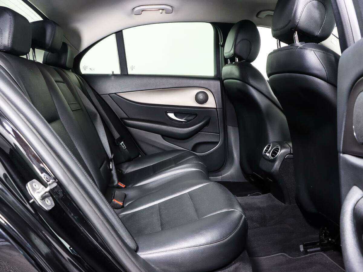 Купить Mercedes-Benz E-Класс с пробегом. Фото: #14