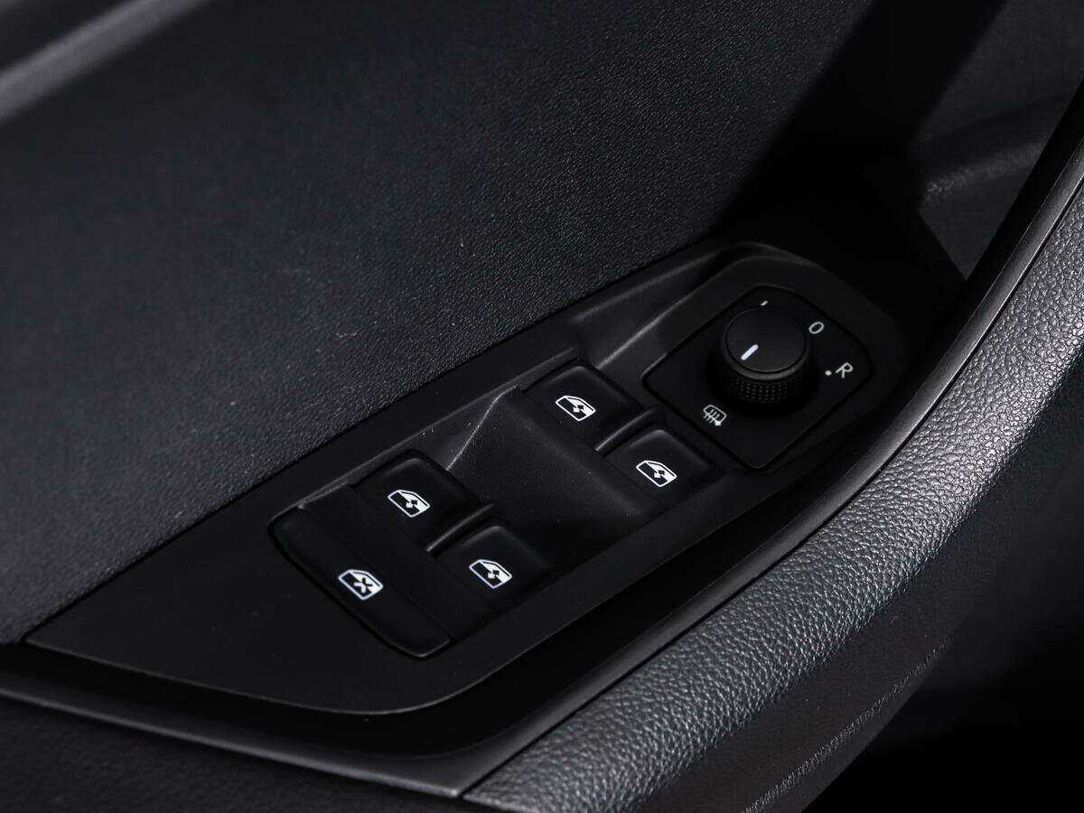 Купить Skoda Karoq с пробегом. Фото: #15