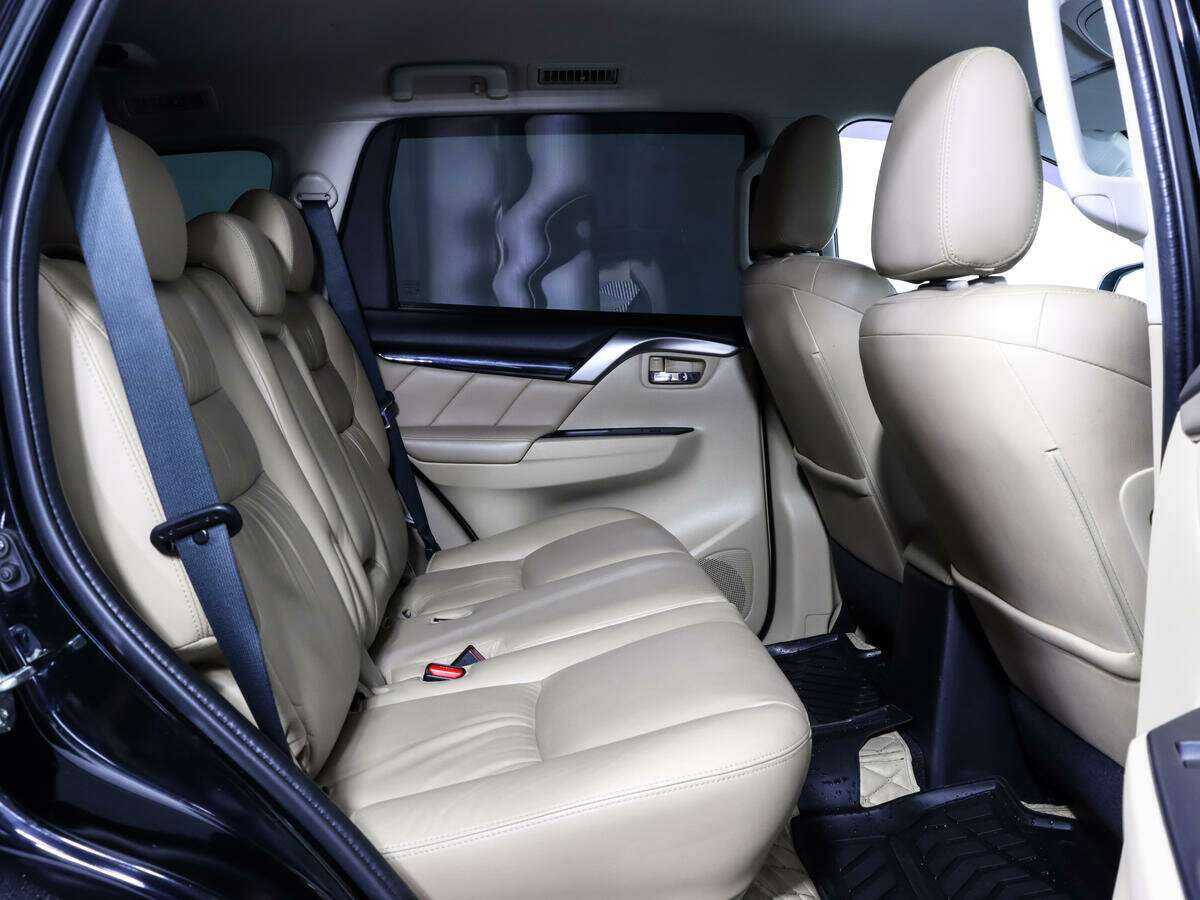 Купить Mitsubishi Pajero Sport с пробегом. Фото: #10