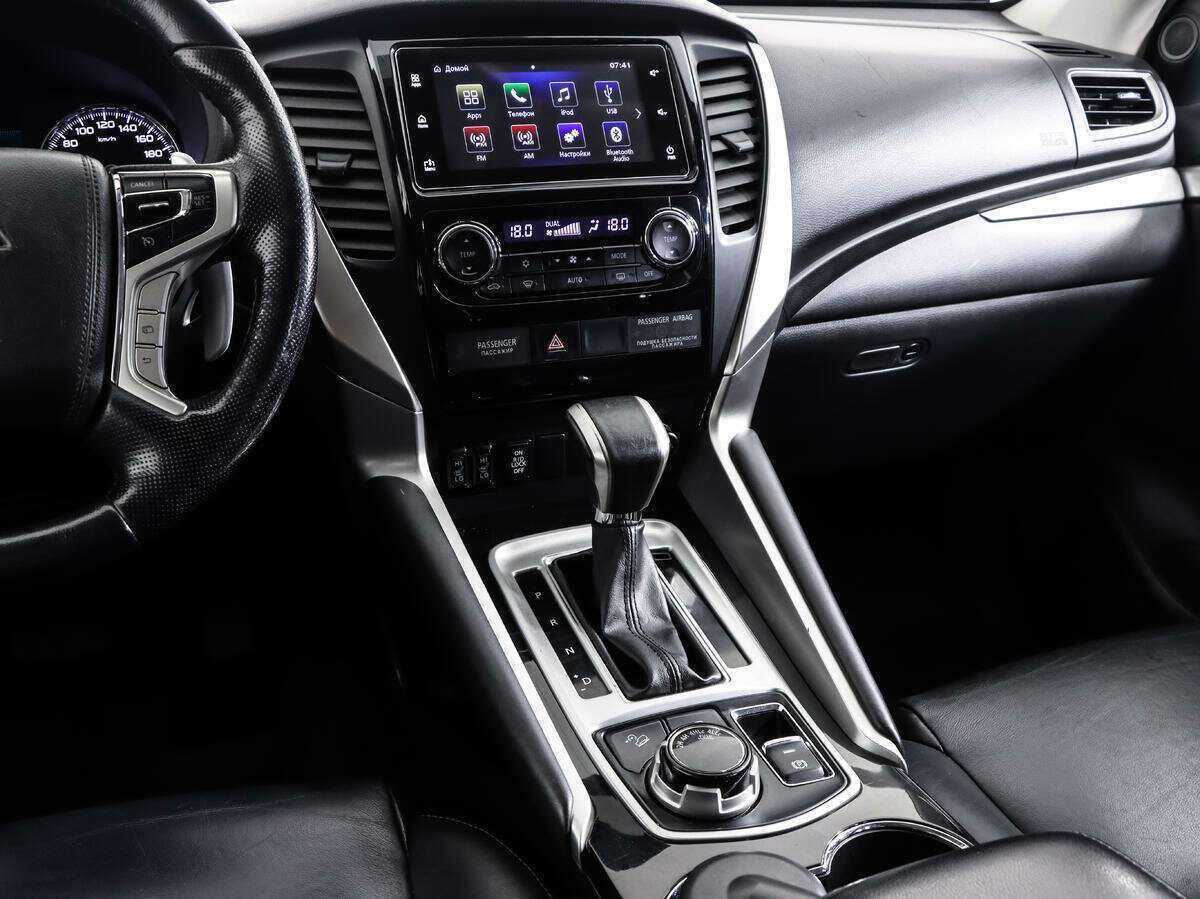 Купить Mitsubishi Pajero Sport с пробегом. Фото: #10