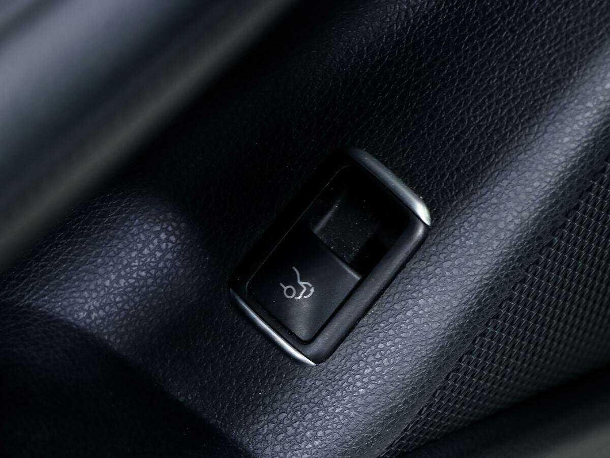 Купить Mercedes-Benz CLA с пробегом. Фото: #14