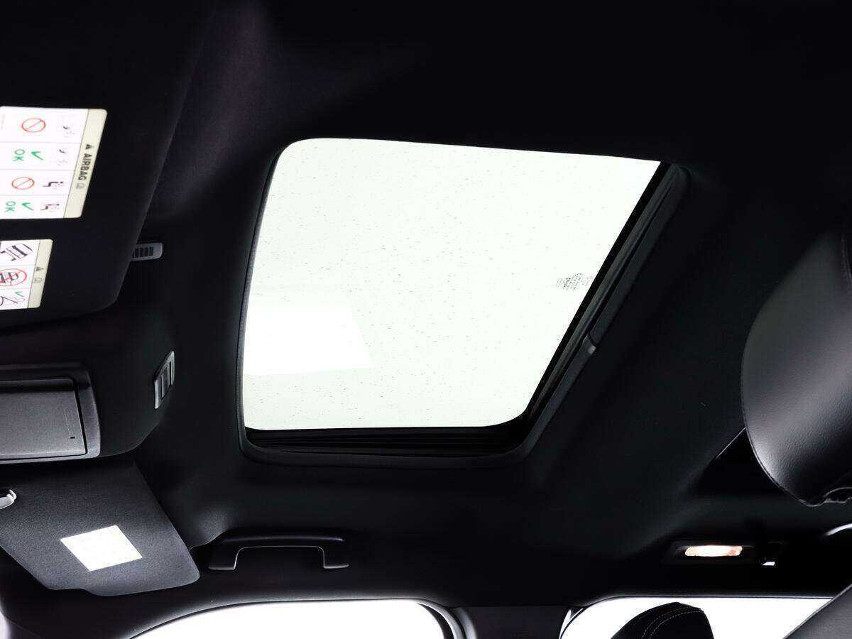 Купить Ford Explorer с пробегом. Фото: #22