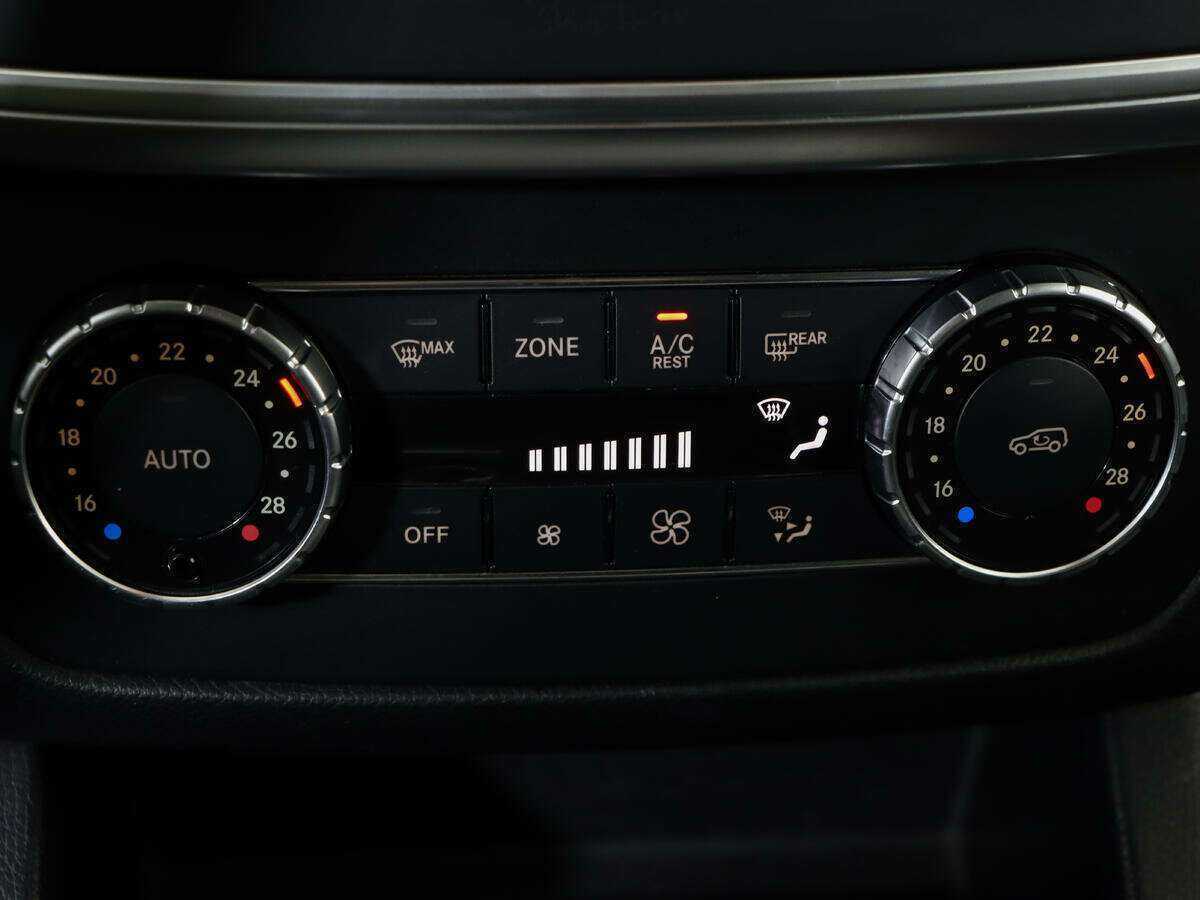 Купить Mercedes-Benz M-Класс с пробегом. Фото: #12