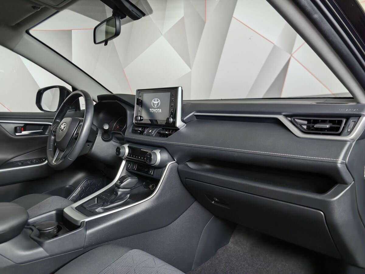 Купить Toyota RAV4 с пробегом. Фото: #8