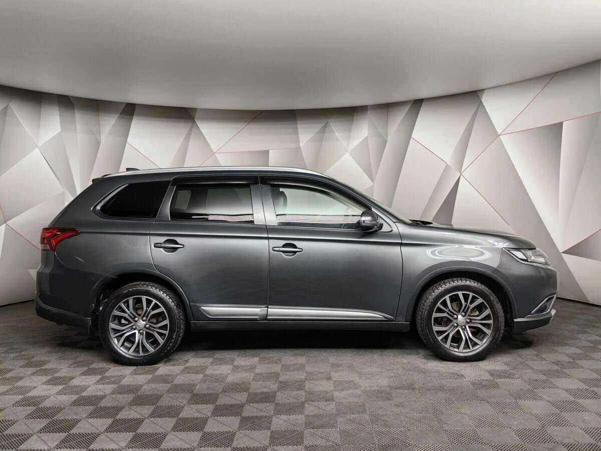 Купить Mitsubishi Outlander с пробегом. Фото: #5