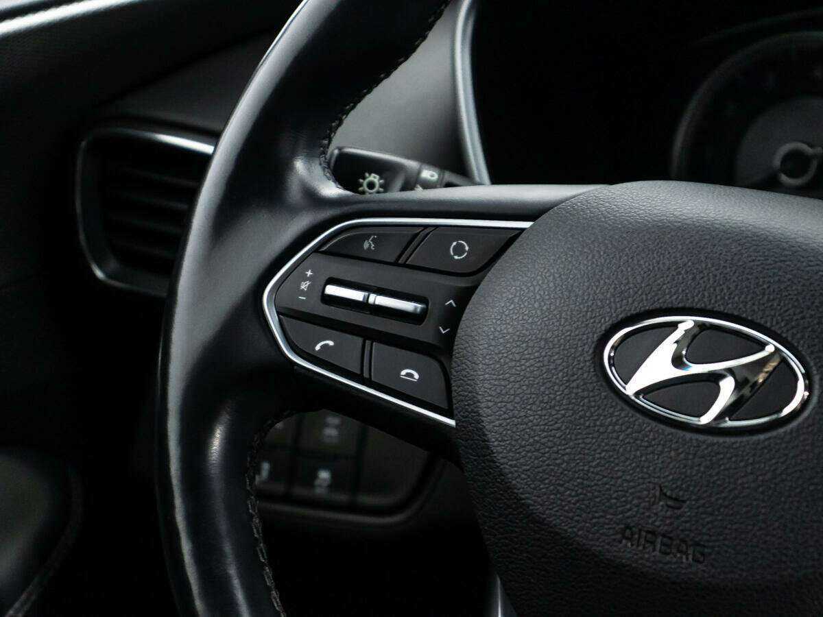 Купить Hyundai Santa Fe с пробегом. Фото: #15