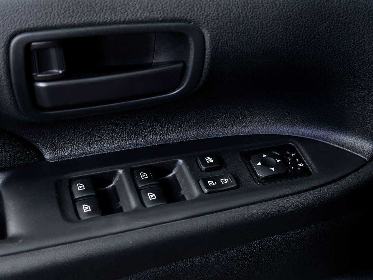 Купить Mitsubishi Outlander с пробегом. Фото: #14