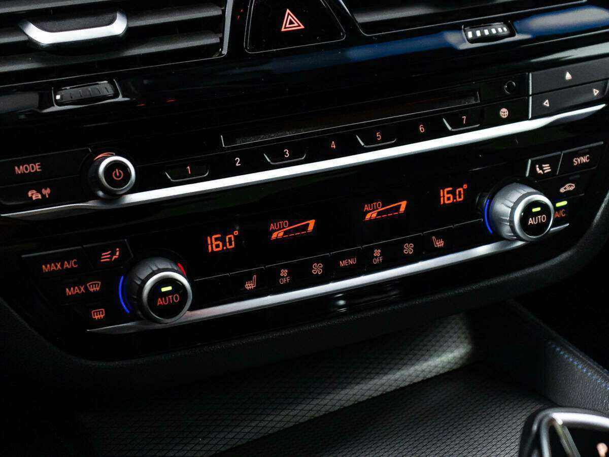 Купить BMW 5 серии с пробегом. Фото: #17