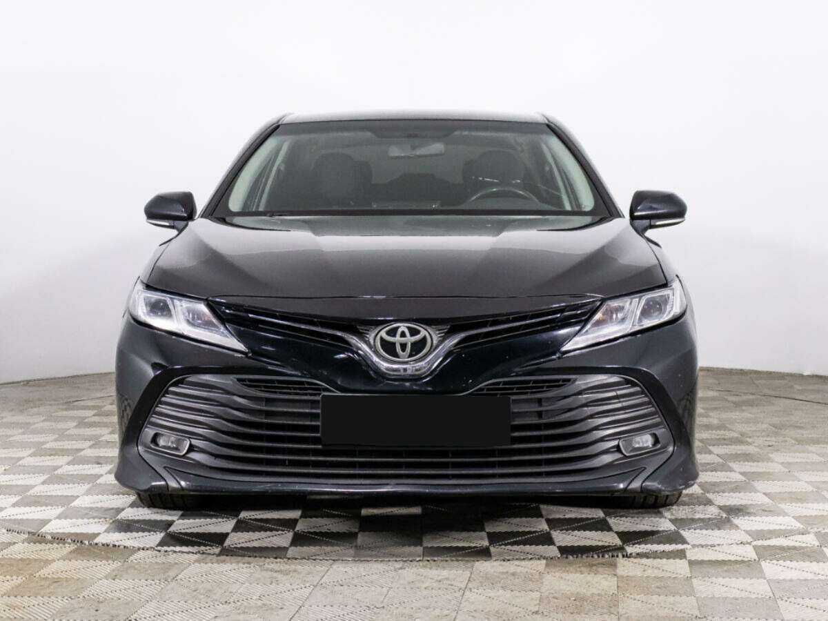 Купить Toyota Camry с пробегом. Фото: #1