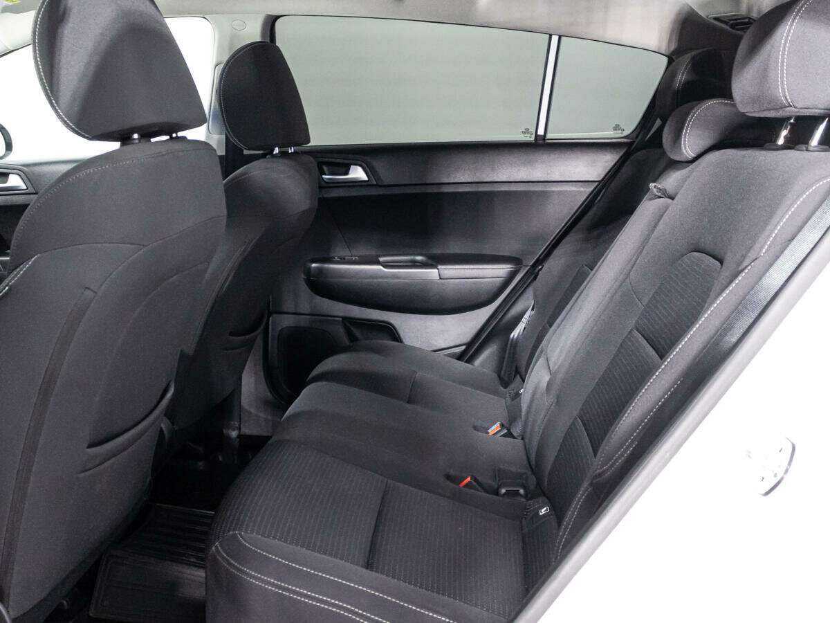 Купить Kia Sportage с пробегом. Фото: #9