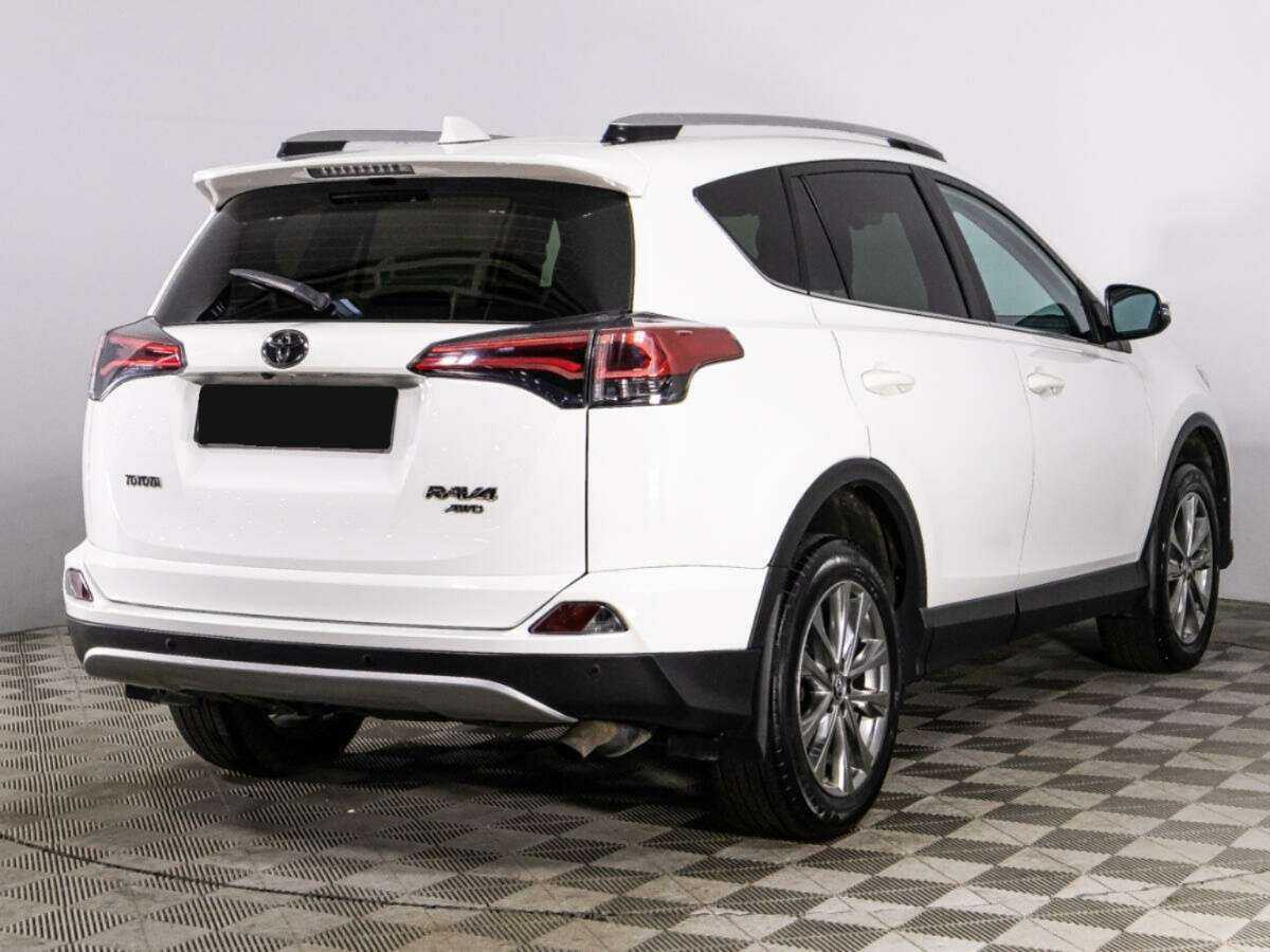Купить Toyota RAV4 с пробегом. Фото: #4