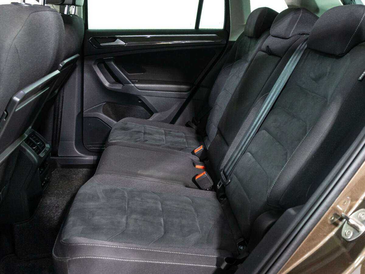 Купить Volkswagen Tiguan с пробегом. Фото: #9