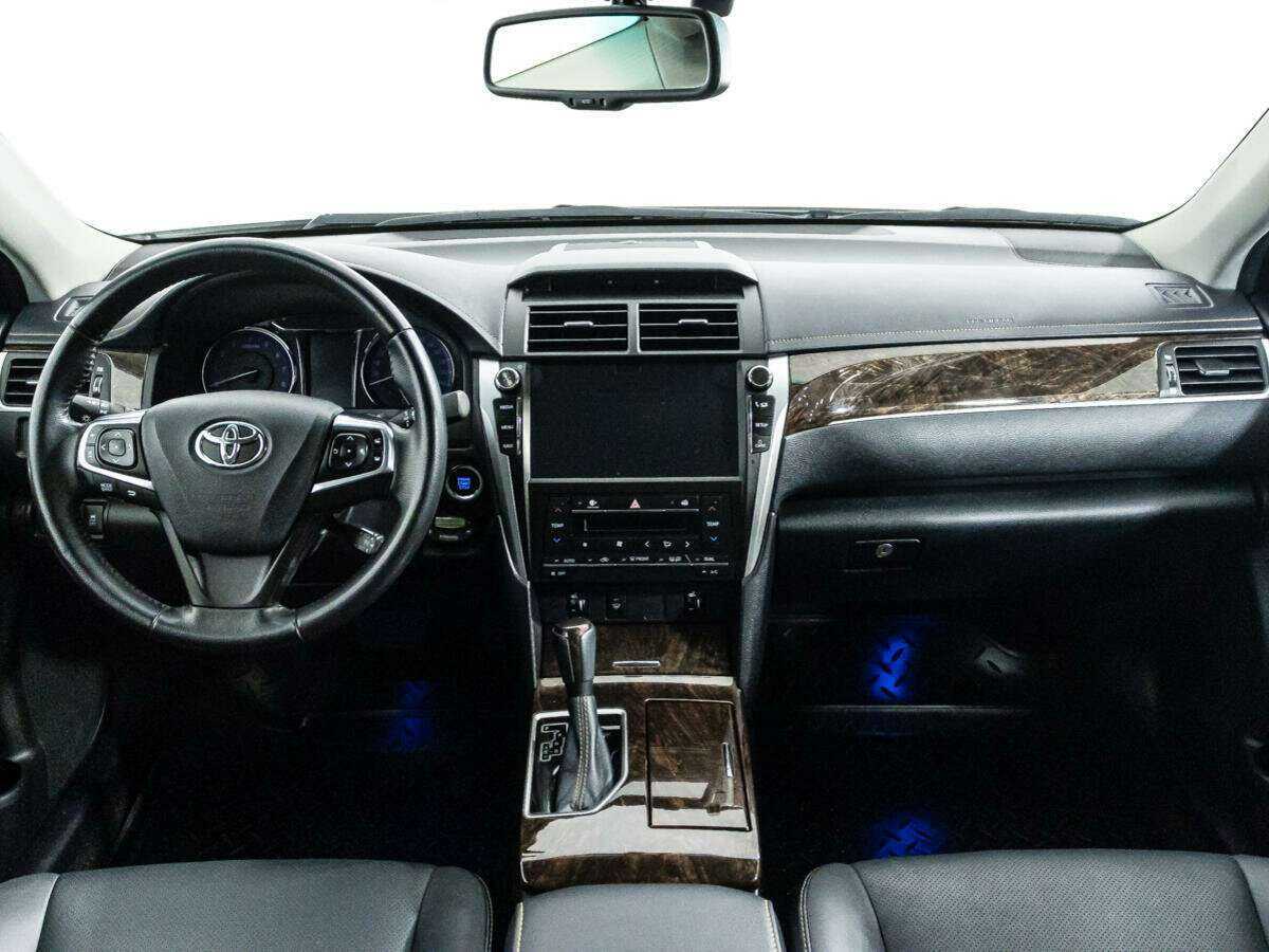 Купить Toyota Camry с пробегом. Фото: #12
