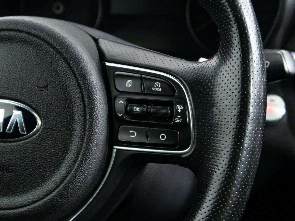 Купить Kia Optima с пробегом. Фото: #24