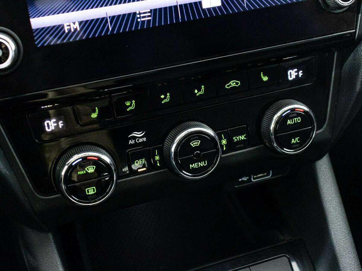 Купить Skoda Octavia с пробегом. Фото: #14