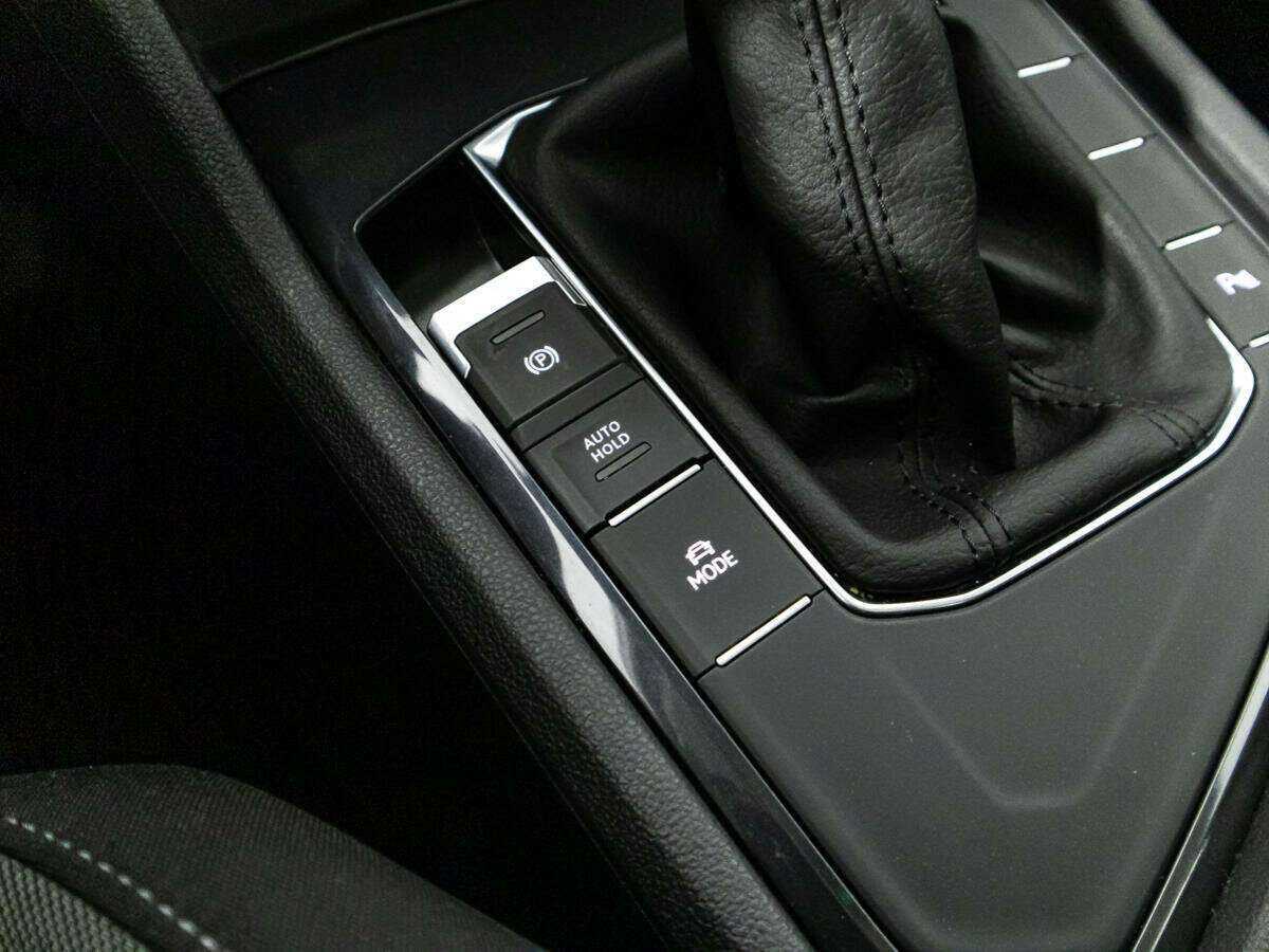 Купить Volkswagen Tiguan с пробегом. Фото: #14