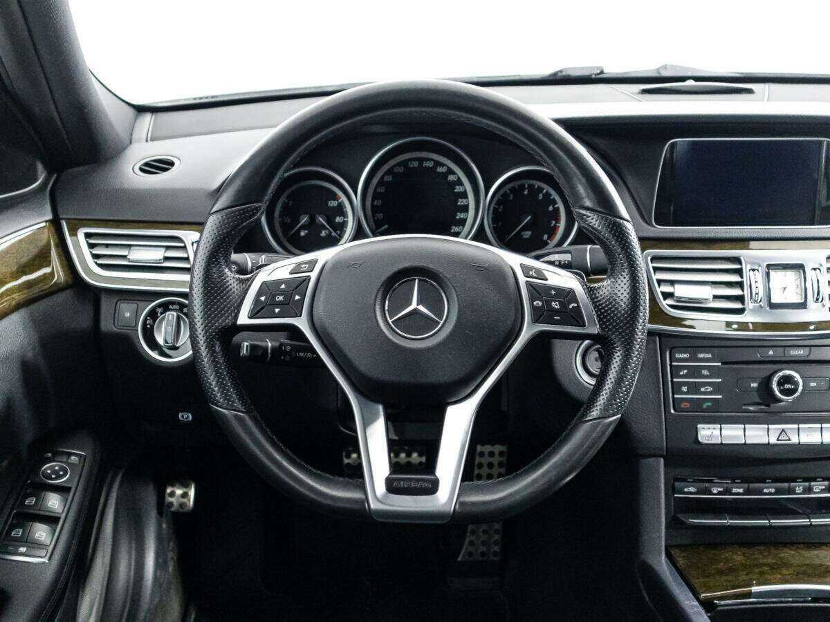 Купить Mercedes-Benz E-Класс с пробегом. Фото: #17