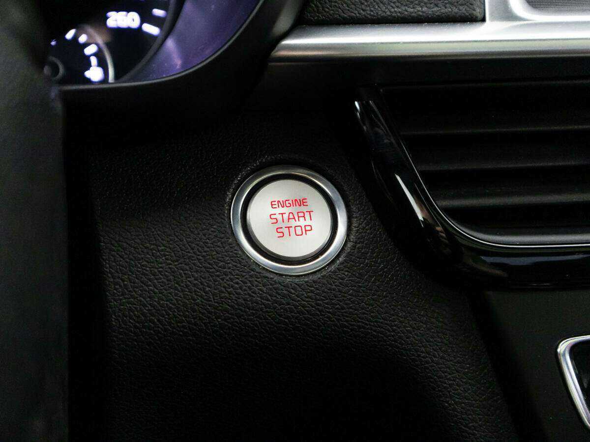 Купить Kia Optima с пробегом. Фото: #20