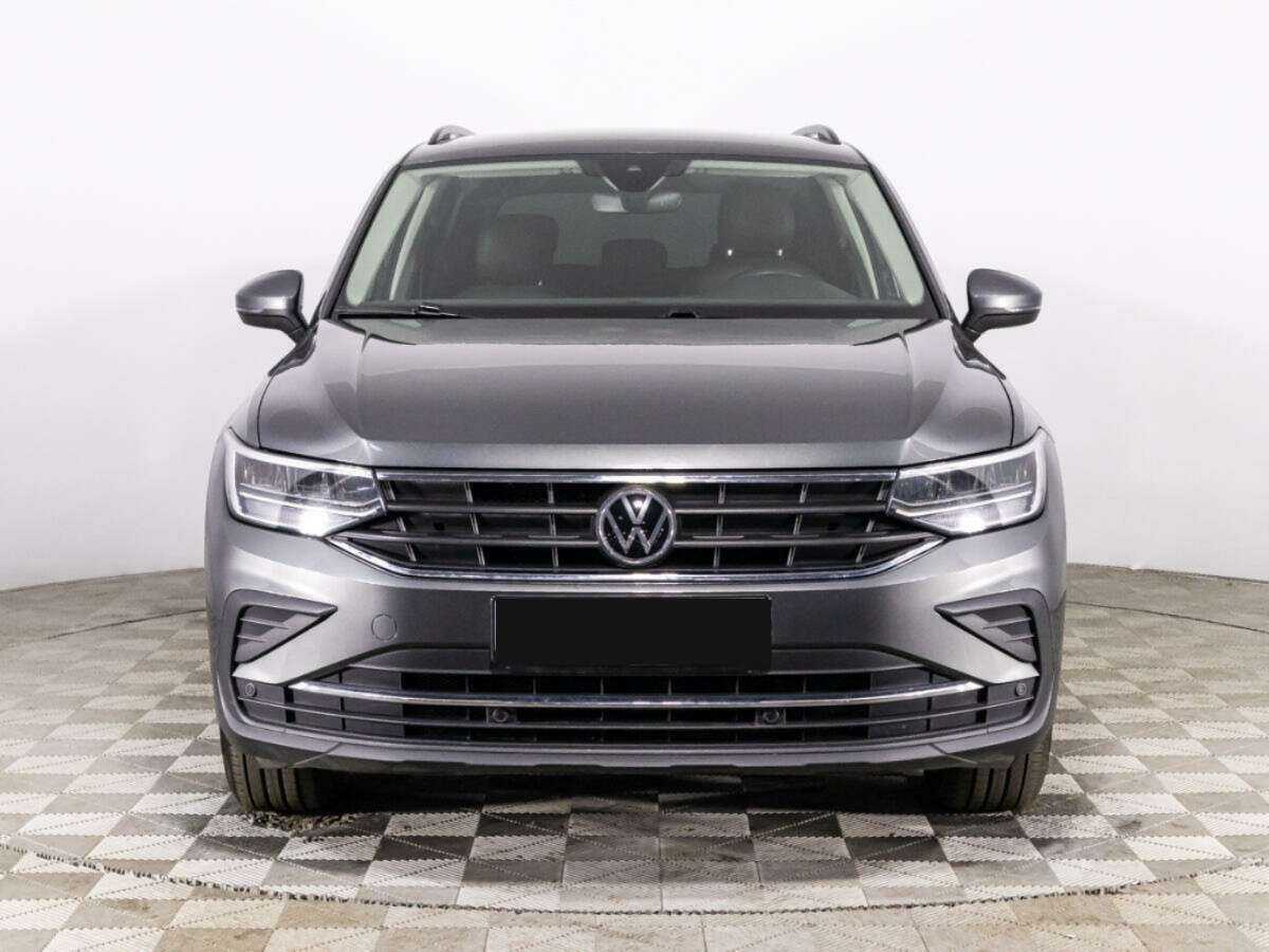 Купить Volkswagen Tiguan с пробегом. Фото: #1