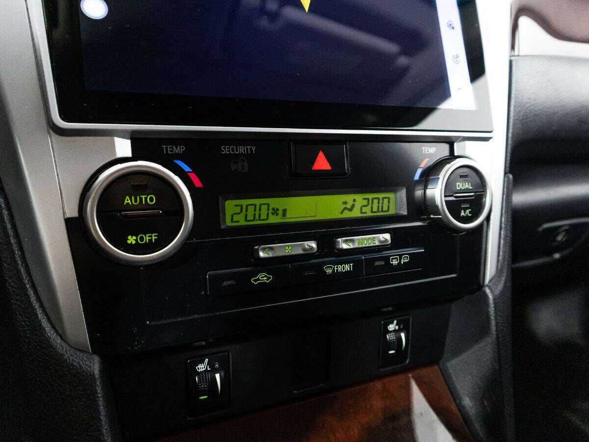 Продажа Б/У Тойота Камри. Фото: #14