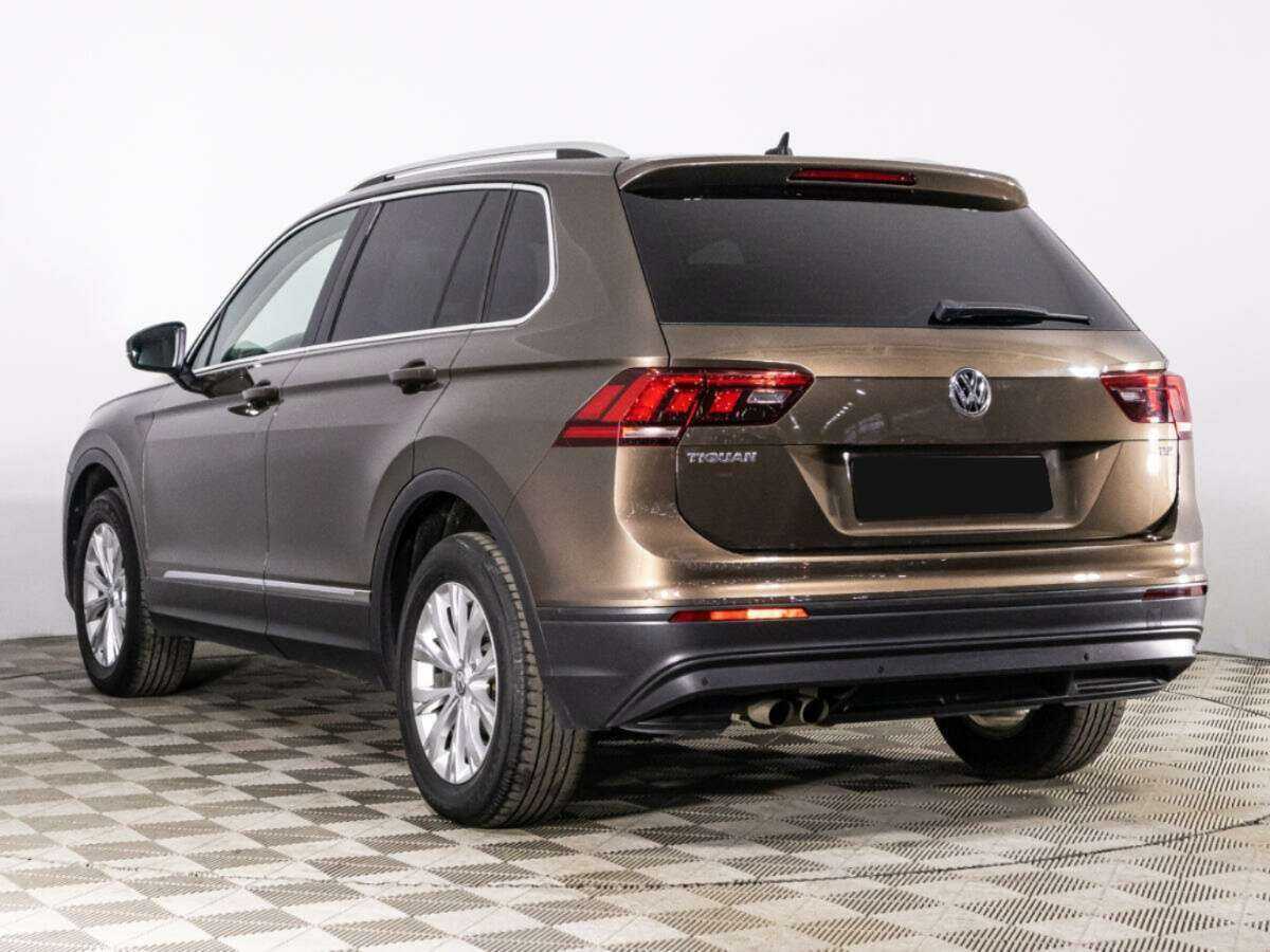 Купить Volkswagen Tiguan с пробегом. Фото: #6