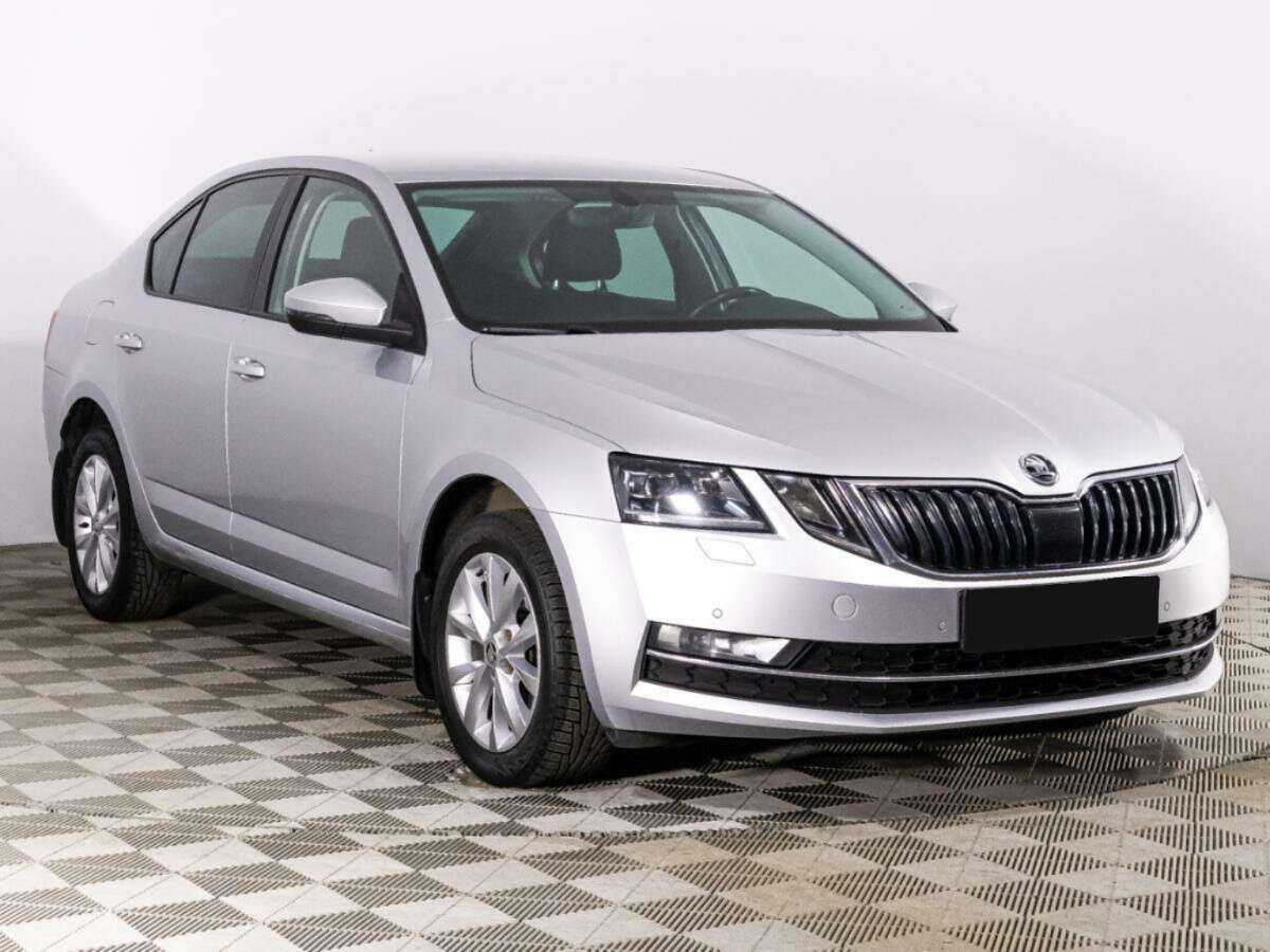 Купить Skoda Octavia с пробегом. Фото: #2
