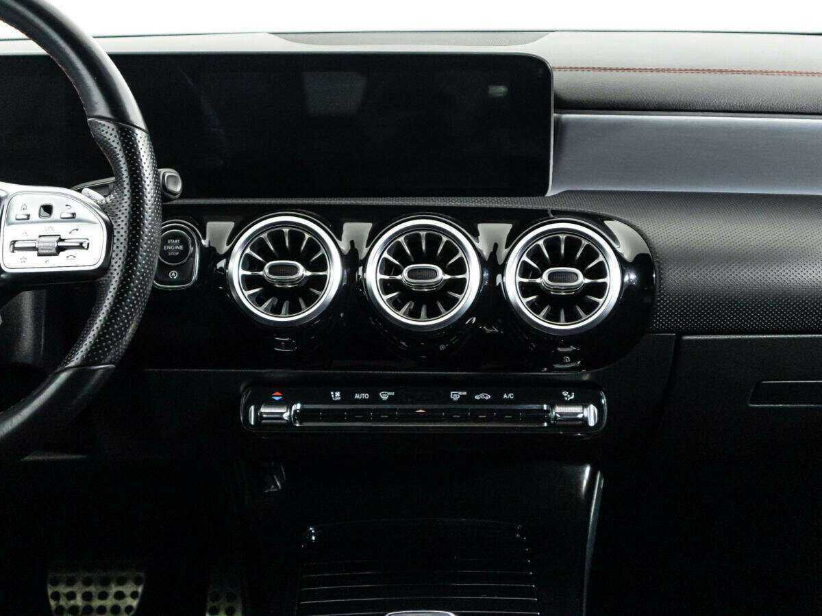 Купить Mercedes-Benz CLA с пробегом. Фото: #13