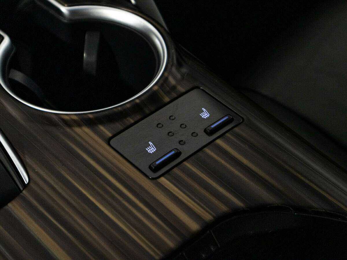 Купить Toyota Camry с пробегом. Фото: #17