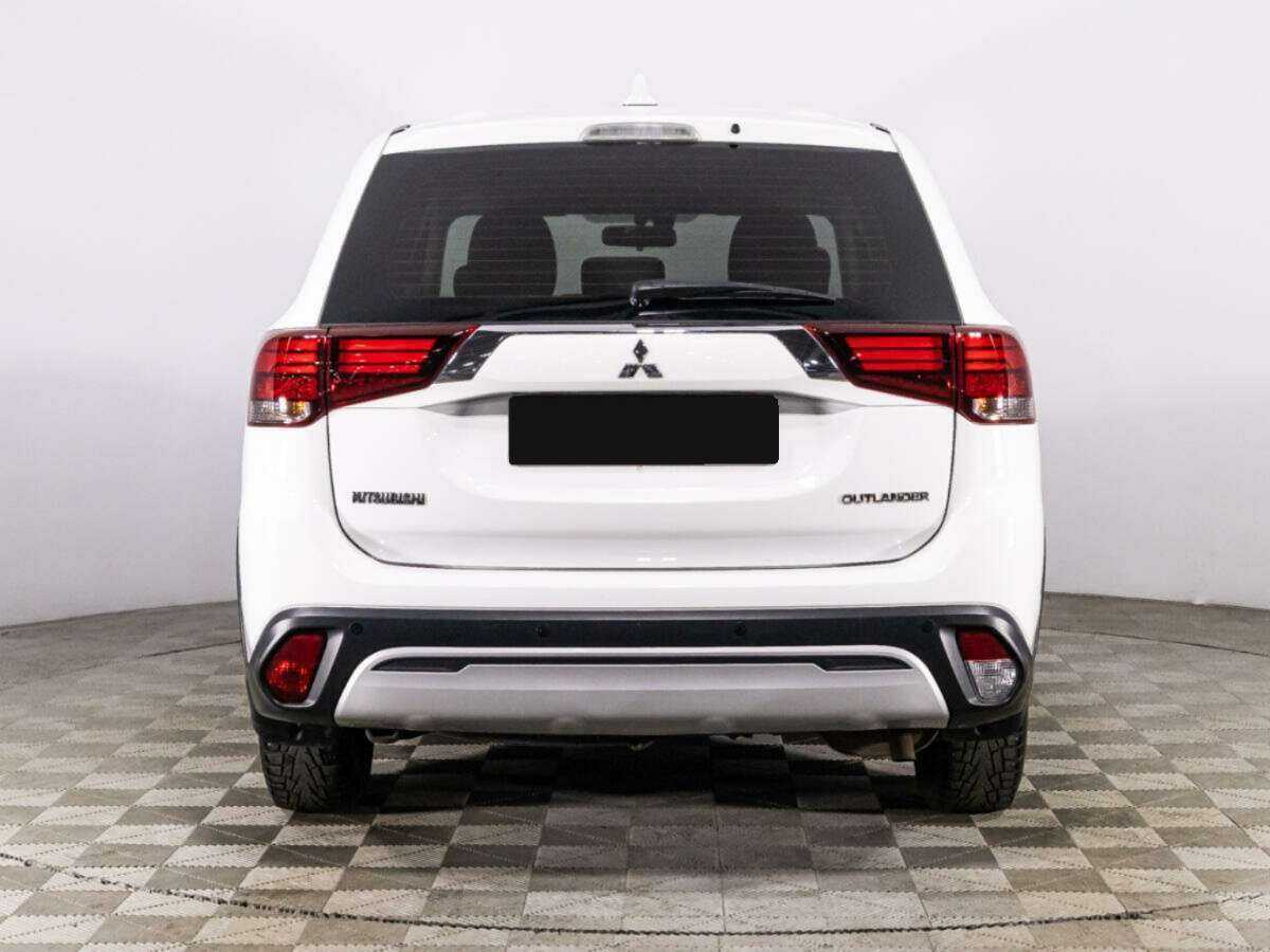 Купить Mitsubishi Outlander с пробегом. Фото: #5