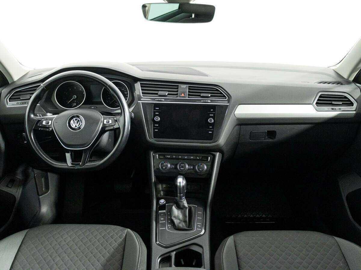 Купить Volkswagen Tiguan с пробегом. Фото: #12