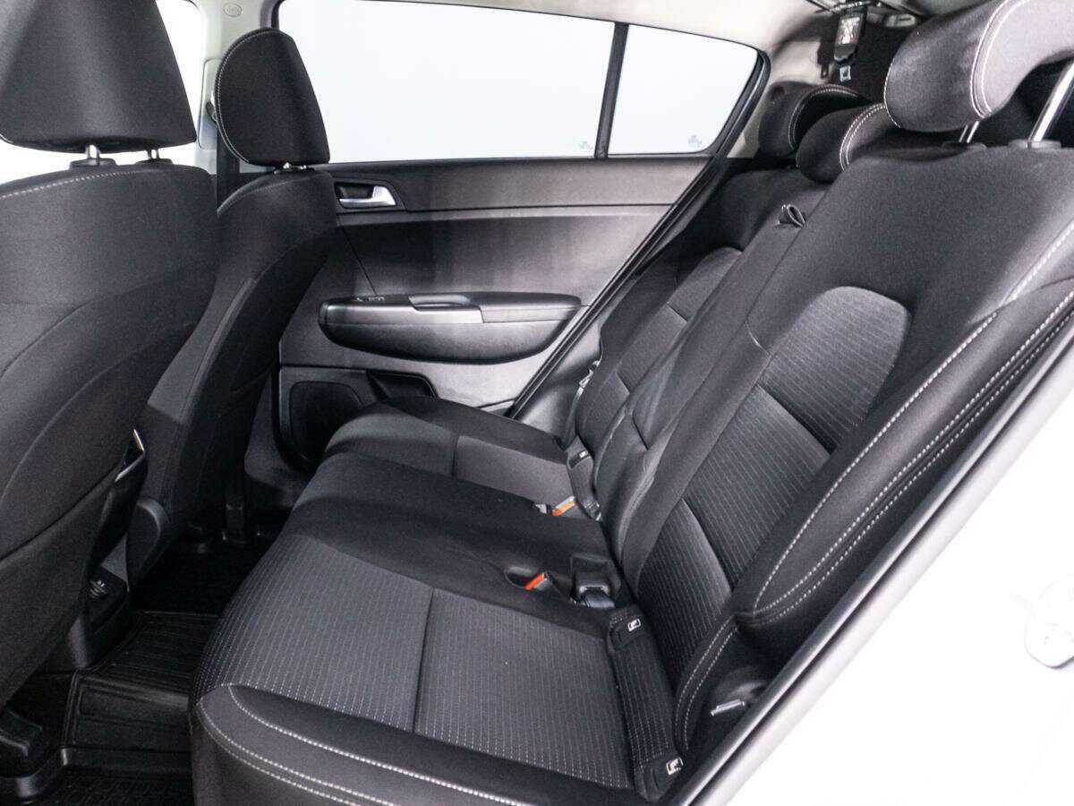 Купить Kia Sportage с пробегом. Фото: #9