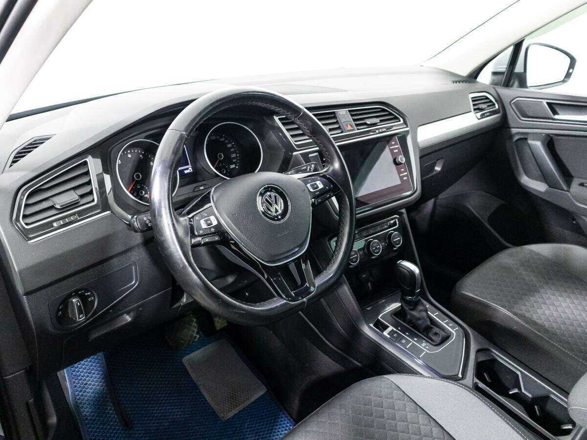 Купить Volkswagen Tiguan с пробегом. Фото: #10